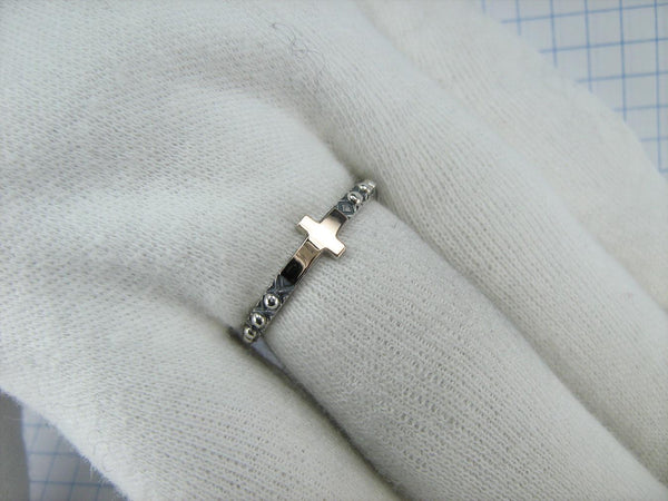 925 Sterling Silver and 375 gold finger rosary ring depicting cross. Item code RI001935. Picture 13