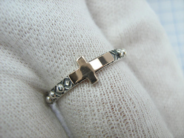 925 Sterling Silver and 375 gold finger rosary ring depicting cross. Item code RI001931. Picture 12