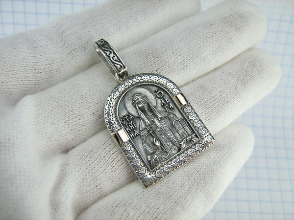925 Sterling Silver and 375 Gold detailed medal depicting the icon of Saint Olga with Cyrillic prayer scripture. Item code MD001752. Picture 2