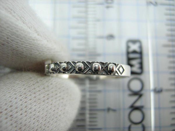 925 Sterling Silver and 375 gold finger rosary ring depicting cross. Item code RI001930. Picture 5