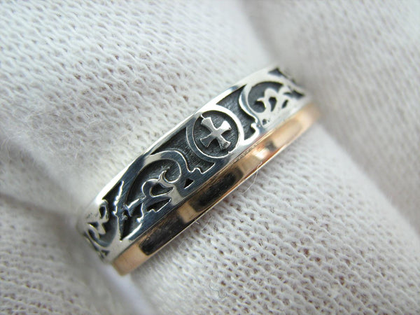 925 Sterling Silver and 375 gold wedding band with prayer text inside the ring, decorated with Maltese cross and oxidized pattern. Item code RI001937. Picture 15