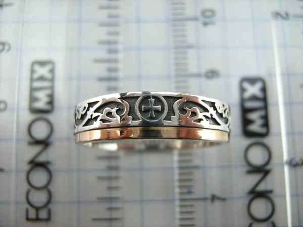 925 Sterling Silver and 375 gold band with prayer text inside the ring, decorated with Maltese cross and oxidized pattern. Item code RI001941. Picture 13