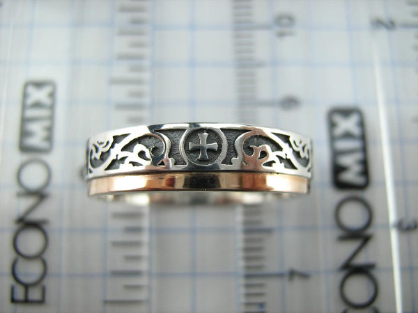 925 Sterling Silver and 375 gold band with prayer text inside the ring, decorated with Maltese cross and oxidized pattern. Item code RI001943. Picture 7