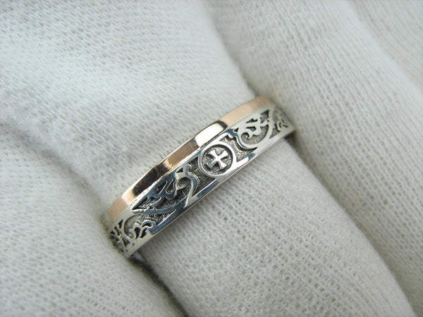 925 Sterling Silver and 375 gold band with prayer text inside the ring, decorated with Maltese cross and oxidized pattern. Item code RI001965. Picture 13