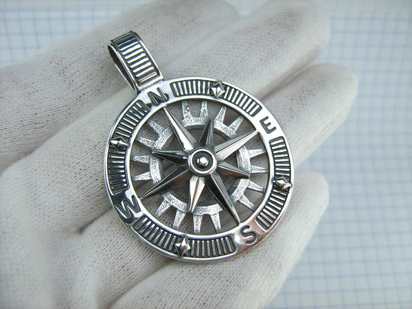 925 Sterling Silver wind rose shaped compass. Item code PN001762. Picture 2
