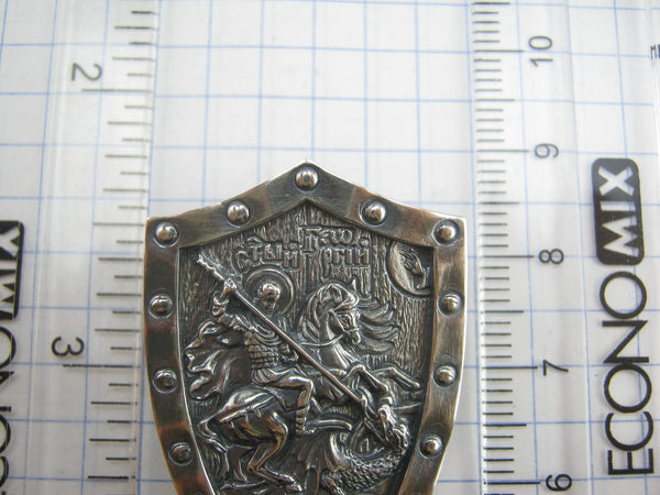 925 Sterling silver medal depicting Saint George and the Dragon. Item code MD001917. Picture 8
