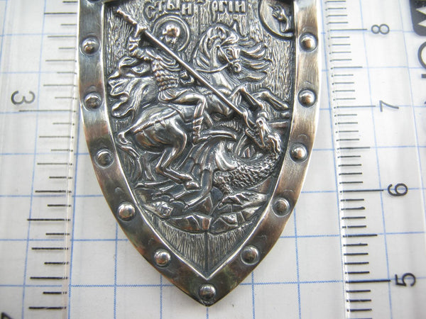 925 Sterling silver medal depicting Saint George and the Dragon. Item code MD001917. Picture 9