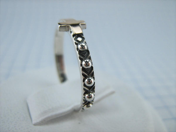 925 Sterling Silver and 375 gold finger rosary ring depicting cross. Item code RI001932. Picture 3