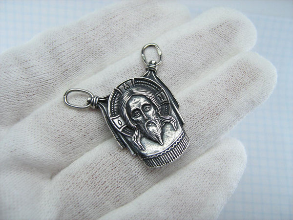 925 Sterling Silver icon pendant shaped relic cloth depicting the face of Savior not made by human hands, also called Vernicle Image of Edessa. Item number MD001401. Picture 2