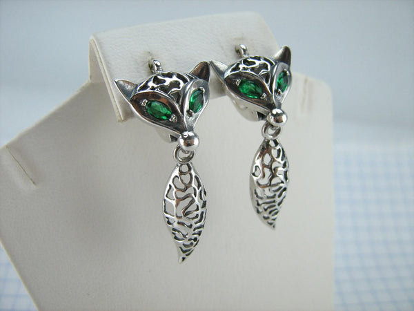 SOLID 925 Sterling Silver Earrings Fox Dangling Tails Green Eyes Latch Back Snap Closure New Fine Jewelry ER000220