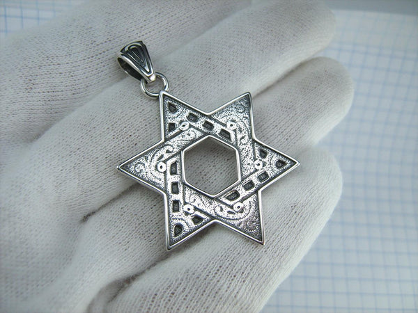 925 Sterling Silver Magen David necklace shaped star. Item code PN001778. Picture 3