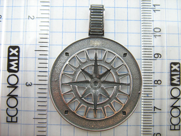925 Sterling Silver wind rose shaped compass. Item code PN001762. Picture 9