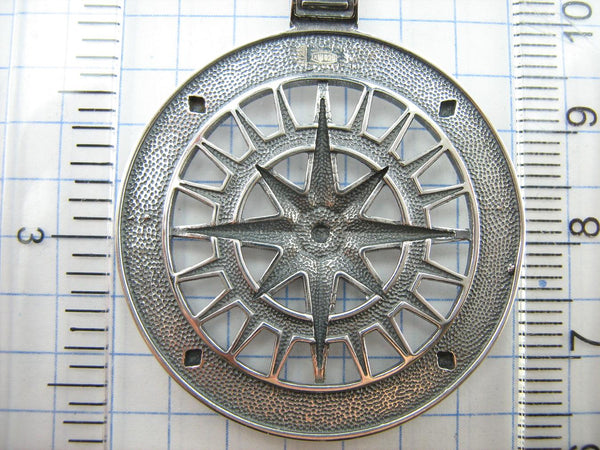 925 Sterling Silver wind rose shaped compass. Item code PN001762. Picture 12