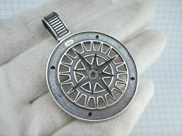 925 Sterling Silver wind rose shaped compass. Item code PN001762. Picture 3