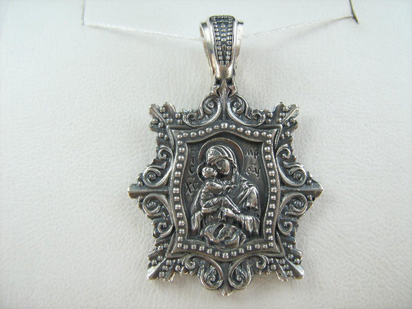 925 sterling silver pendant depicting Mother of God Tenderness or Eleusa. Item code MD001957. Picture 4