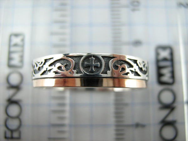 925 Sterling Silver and 375 gold band with prayer text inside the ring, decorated with Maltese cross and oxidized pattern. Item code RI001944. Picture 8