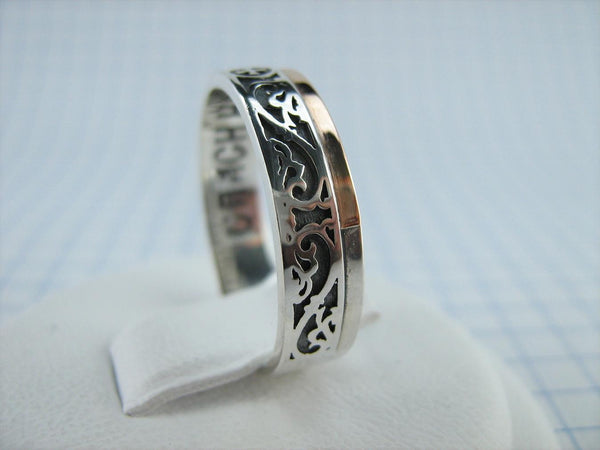 925 Sterling Silver and 375 gold band with prayer text inside the ring, decorated with Maltese cross and oxidized pattern. Item code RI001943. Picture 3