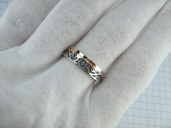 925 Sterling Silver and 375 gold band with prayer text inside the ring, decorated with Maltese cross and oxidized pattern. Item code RI001943. Picture 14