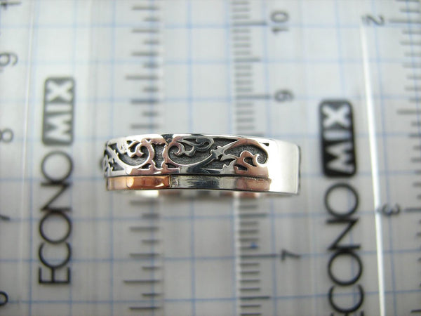 925 Sterling Silver and 375 gold band with prayer text inside the ring, decorated with Maltese cross and oxidized pattern. Item code RI001941. Picture 15