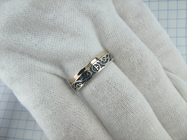 925 Sterling Silver and 375 gold band with prayer text inside the ring, decorated with Maltese cross and oxidized pattern. Item code RI001939. Picture 16