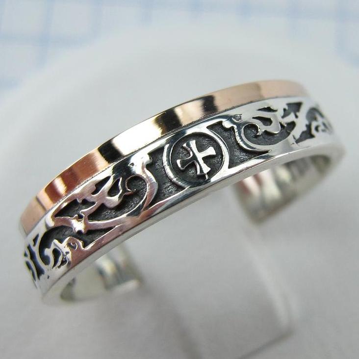 925 Sterling Silver and 375 gold band with prayer text inside the ring, decorated with Maltese cross and oxidized pattern. Item code RI001944. Picture 1