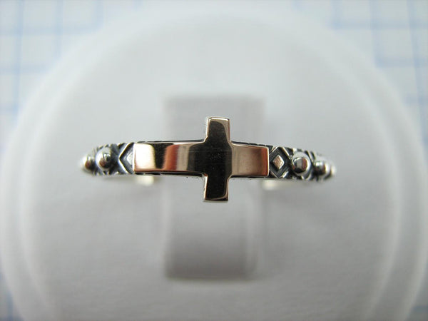 925 Sterling Silver and 375 gold finger rosary ring depicting cross. Item code RI001931. Picture 2