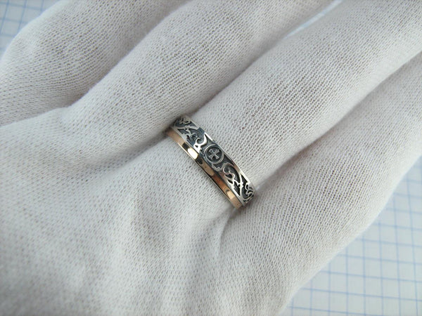 925 Sterling Silver and 375 gold band with prayer text inside the ring, decorated with Maltese cross and oxidized pattern. Item code RI001939. Picture 14