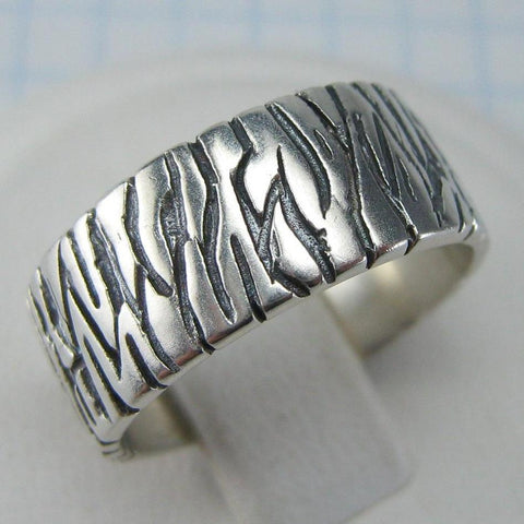 925 solid Sterling Silver ring decorated with oxidized pattern depicting tiger or zebra stripes.
